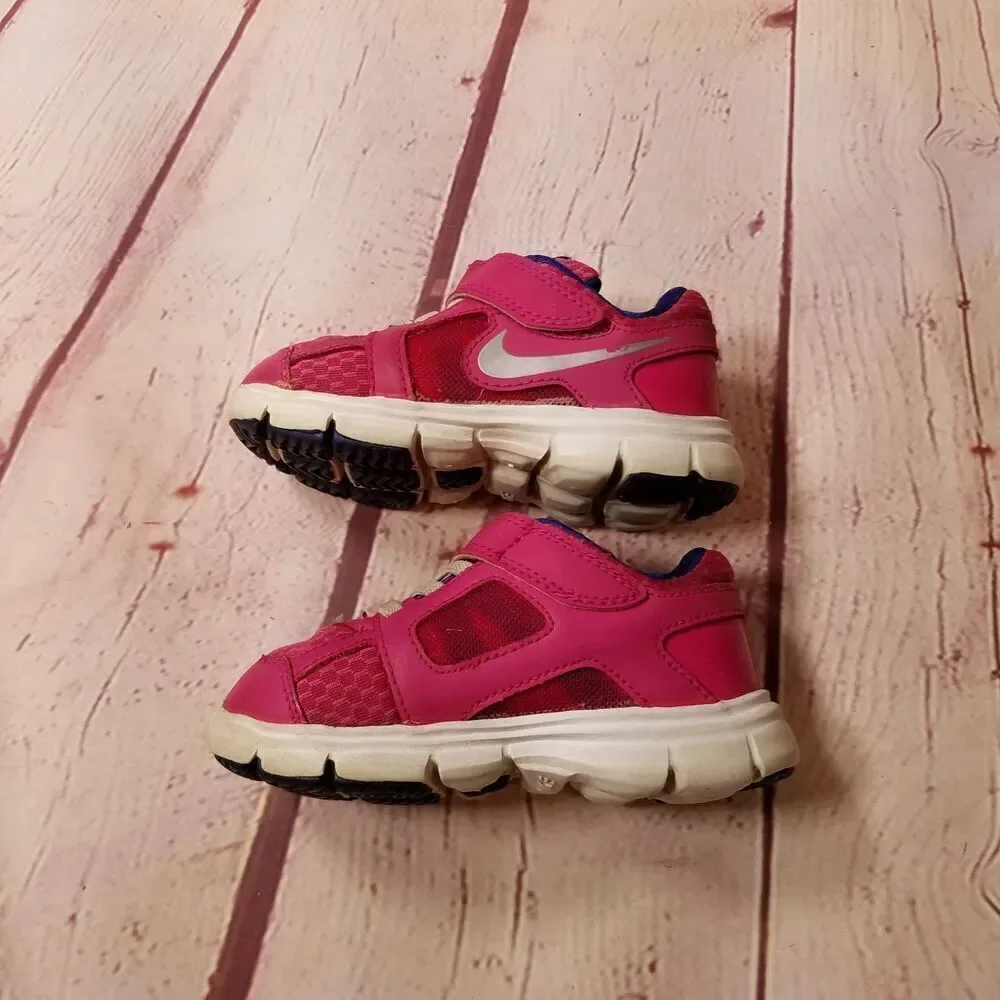 Nike sneakers 7